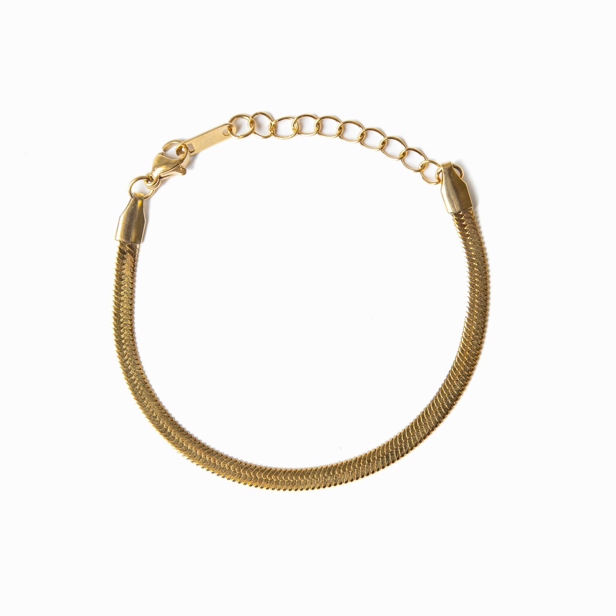 Livia – Elegantes goldenes Schlangenarmband