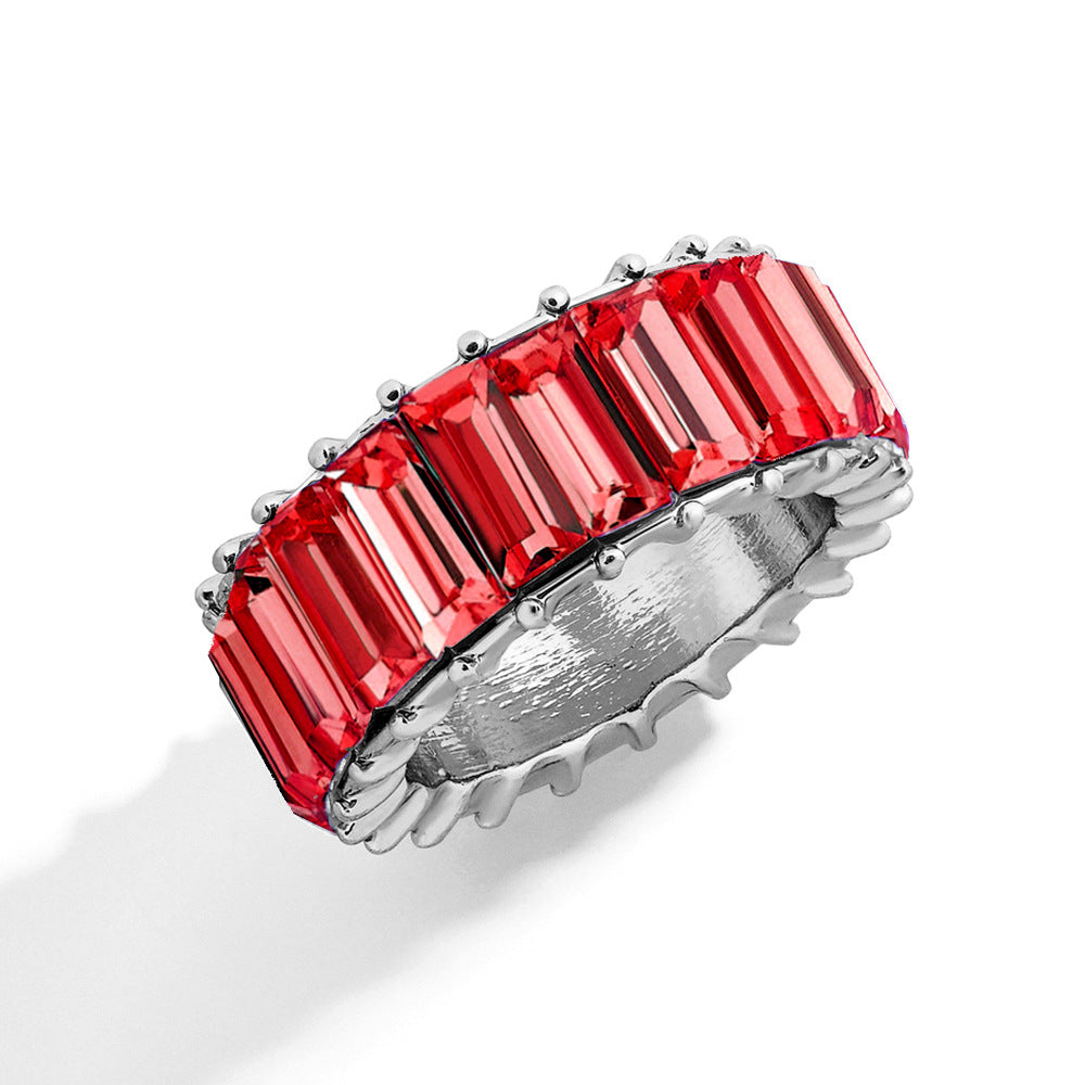 Naya – Moderner geometrischer Ring aus buntem Metall