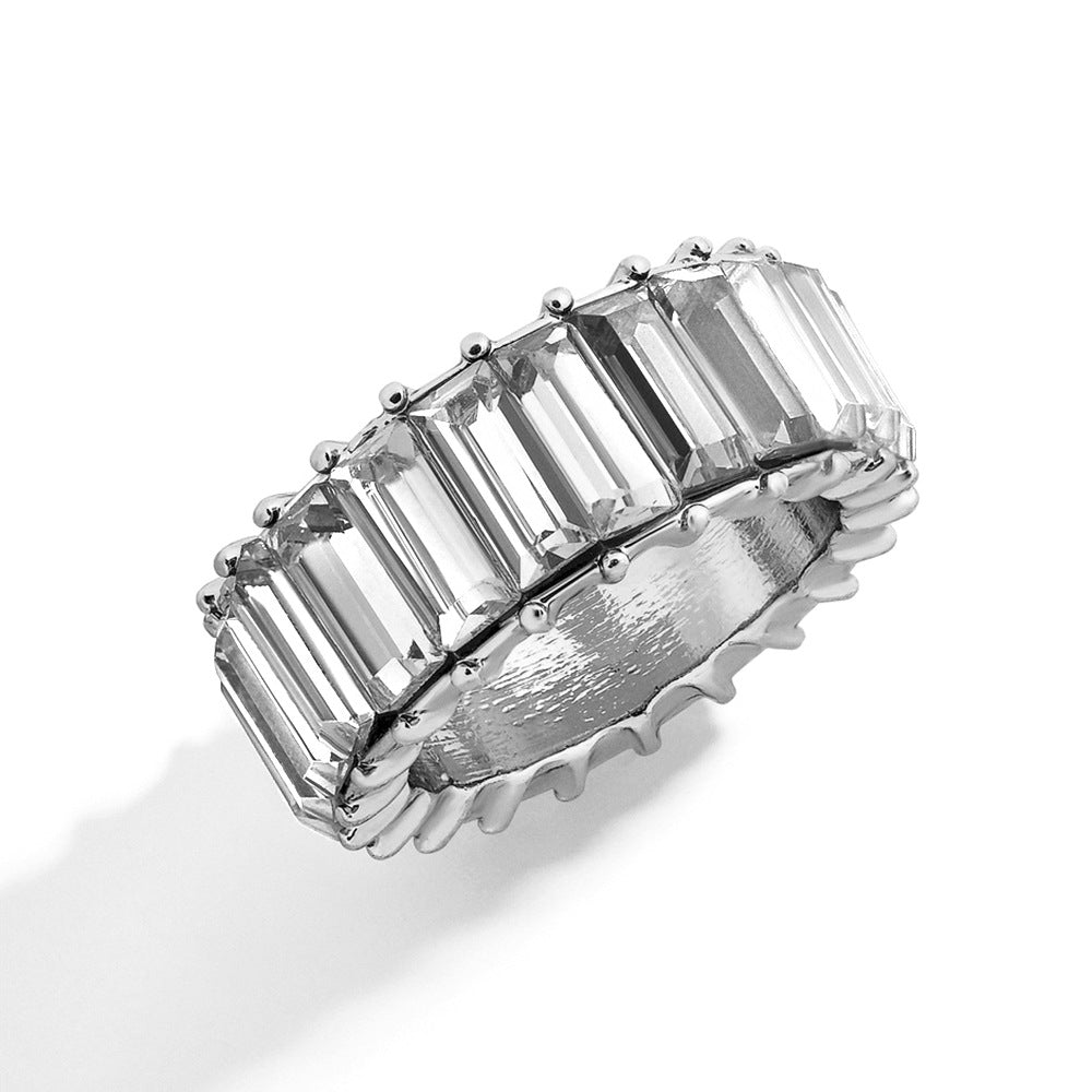 Naya – Moderner geometrischer Ring aus buntem Metall