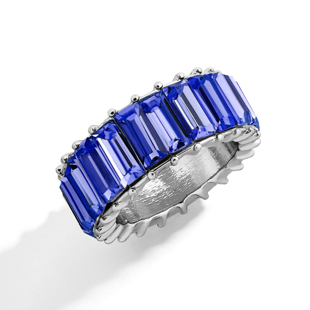 Naya – Moderner geometrischer Ring aus buntem Metall