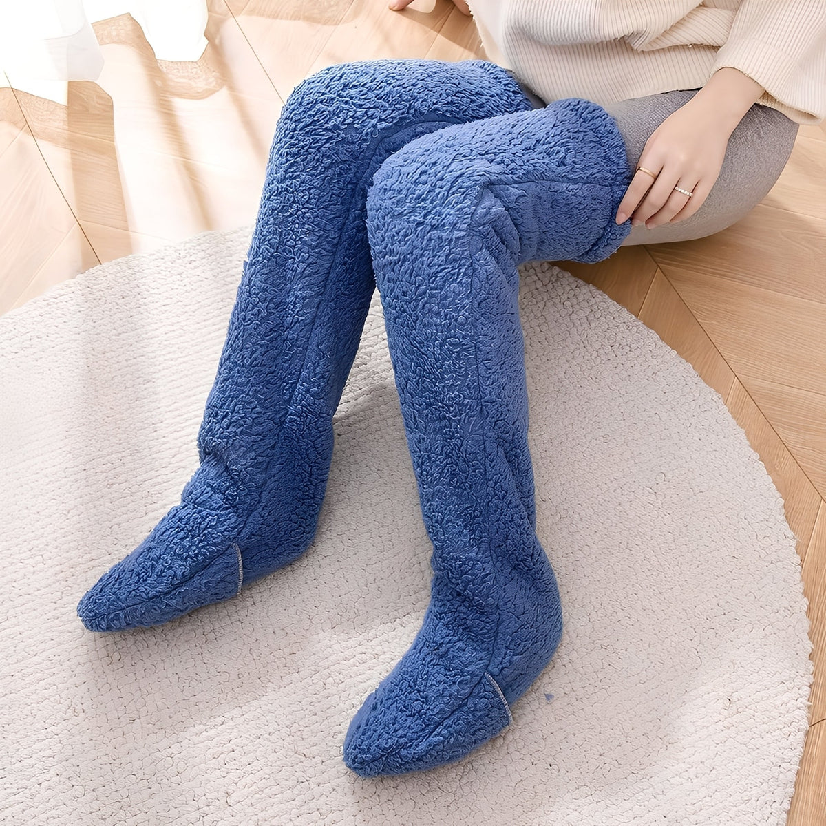 Camellia - Wärmende, knielange Damensocken für den Winter