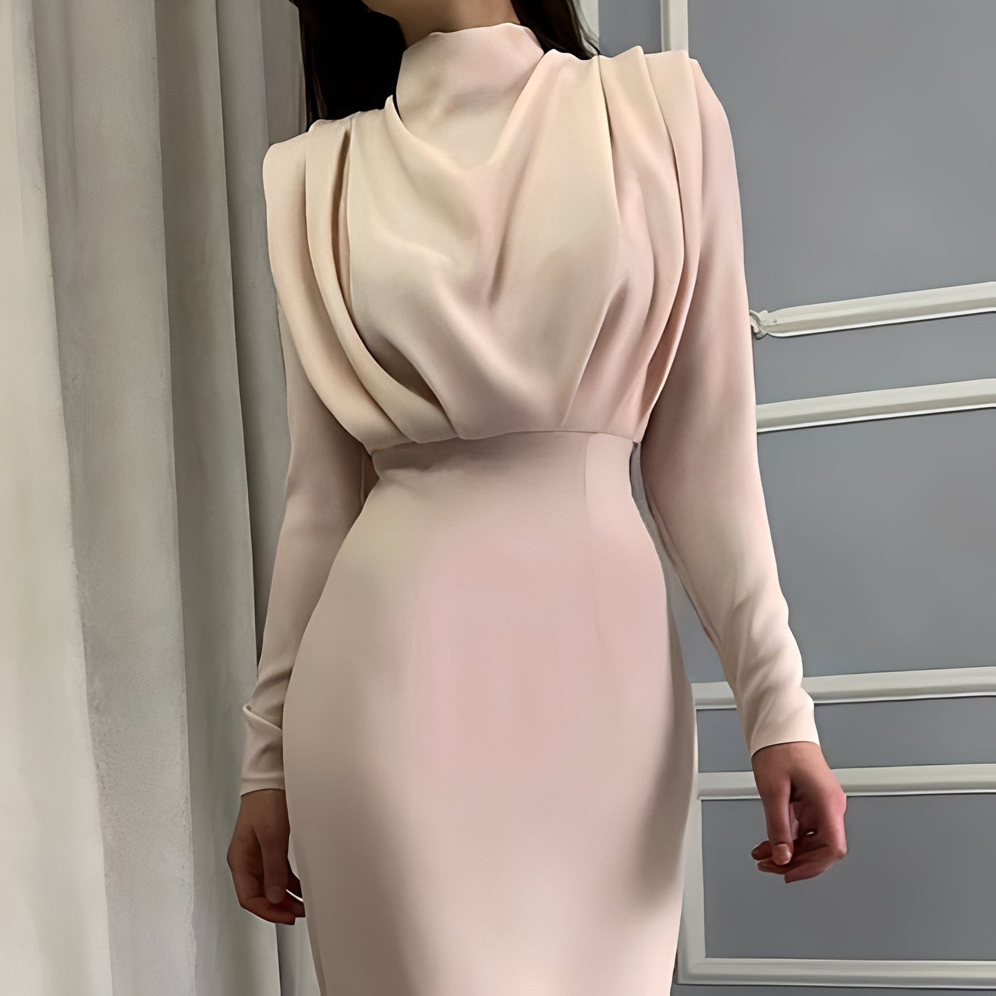 Bonnie - Elegantes, drapiertes Midikleid für Damen