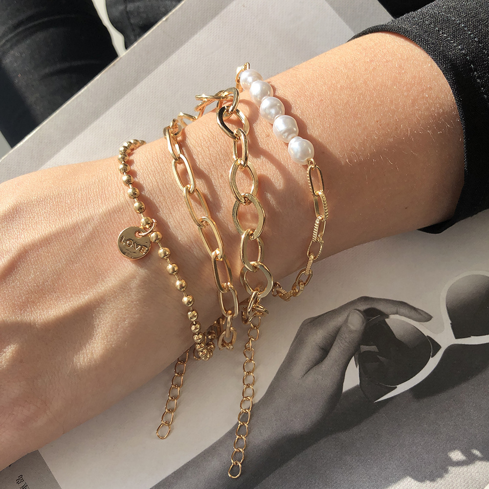 Set aus 3-teiligem goldenen Perlenarmband - großes Kettenset