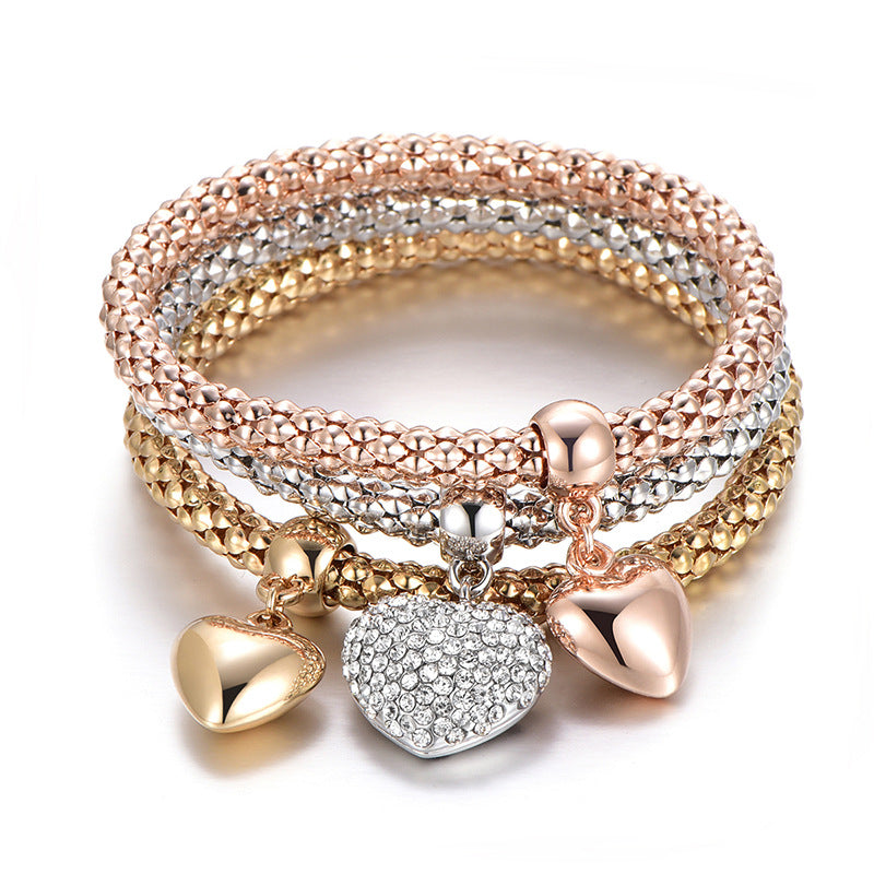 Aria – Metallarmband mit festen Herzen