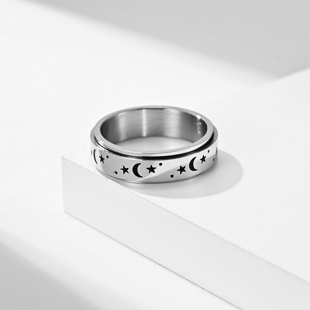 Astrid – Himmlischer Ring mit Mond und Stern