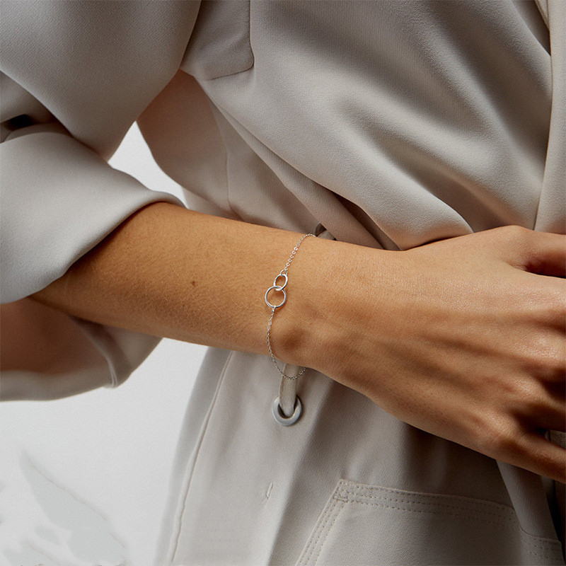 Verschlungene Ringarmband - Verschlungene Ringe