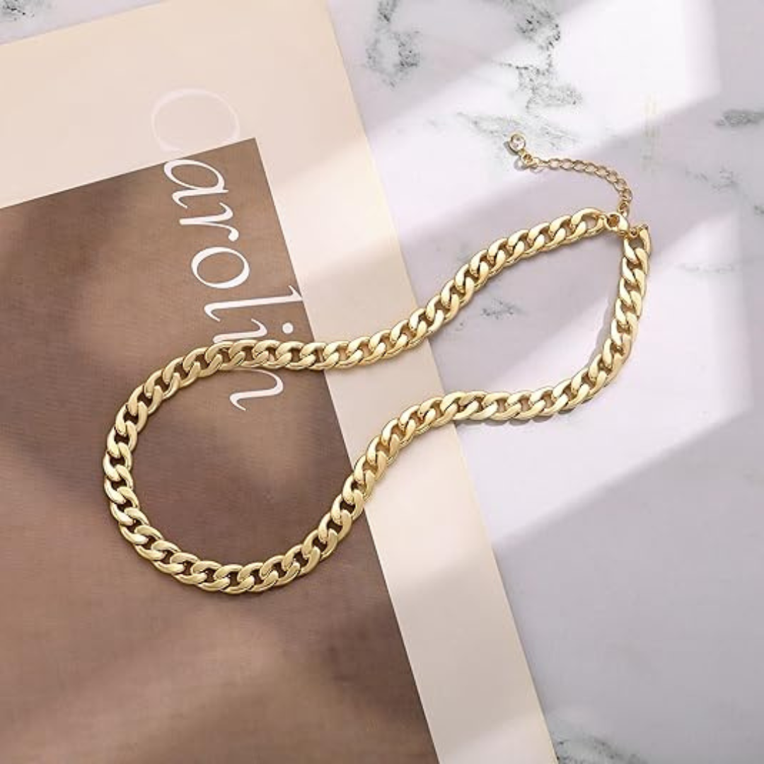 Anabel – Halskette mit goldenen Gliedern