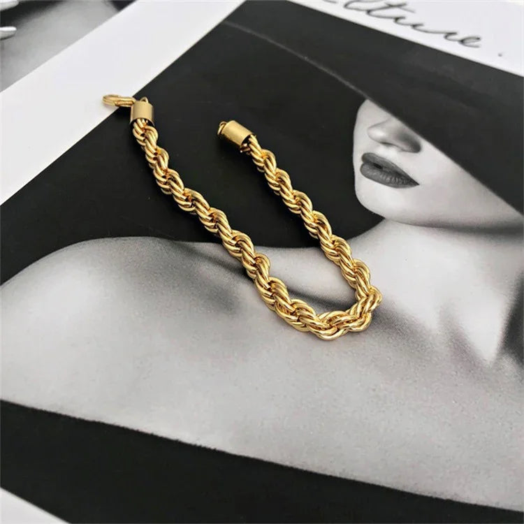 Gigi – Elegantes goldenes Kettenarmband