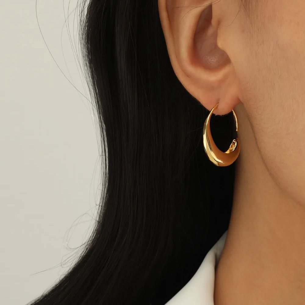 Zeinab – Goldene Creolen