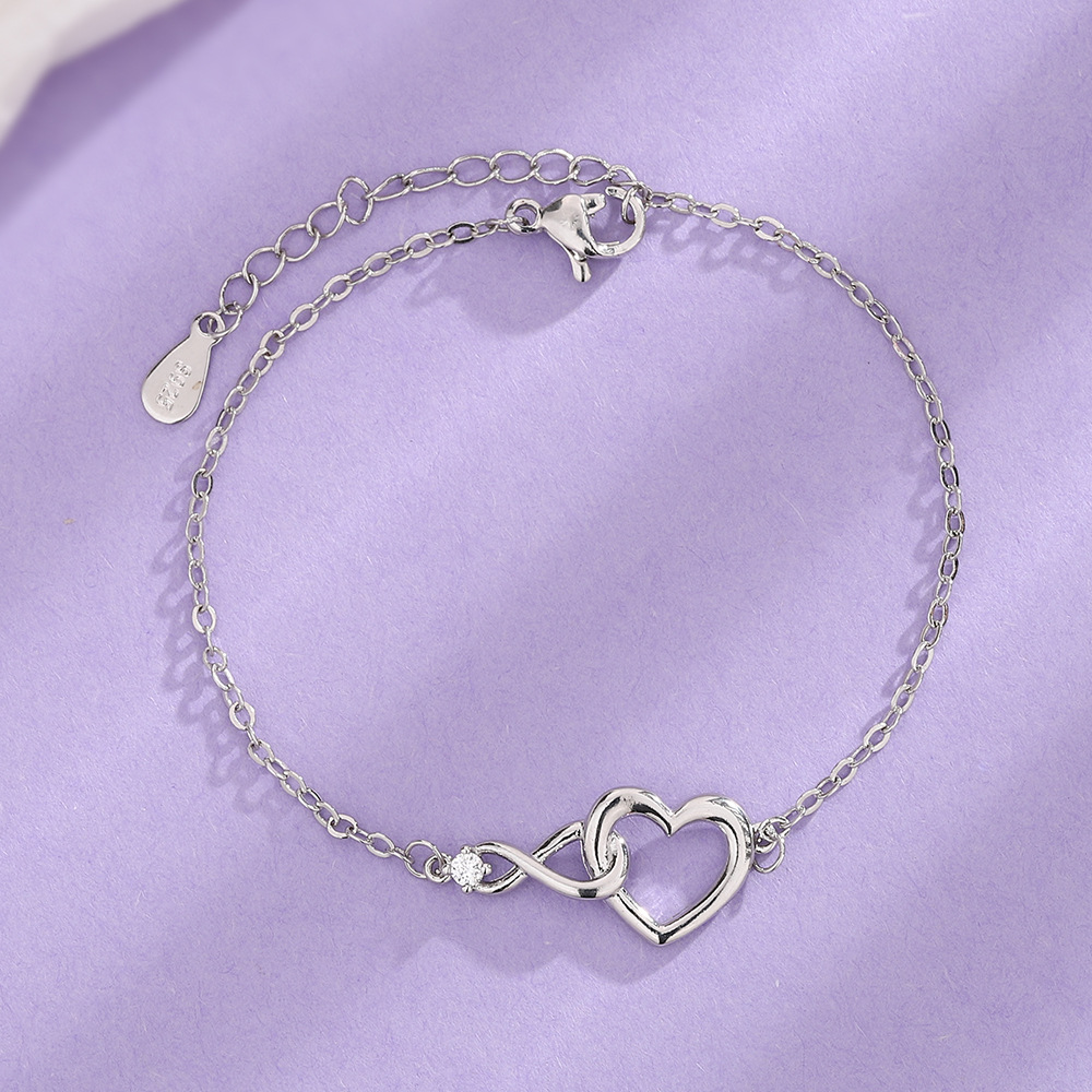 Unendliches Herzarmband - Zartes CZ-Armband