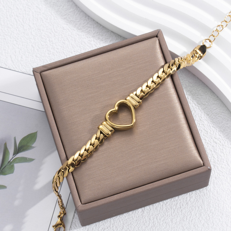 Hollow Herzarmband in Gold - Offenes Herzarmband