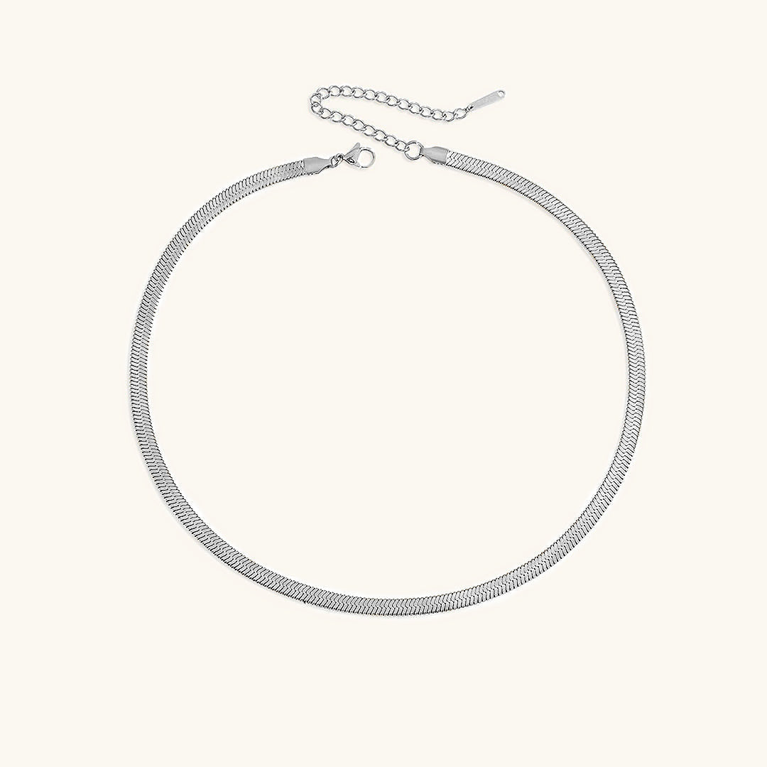 Elizabeth – Goldene Schlangenkette