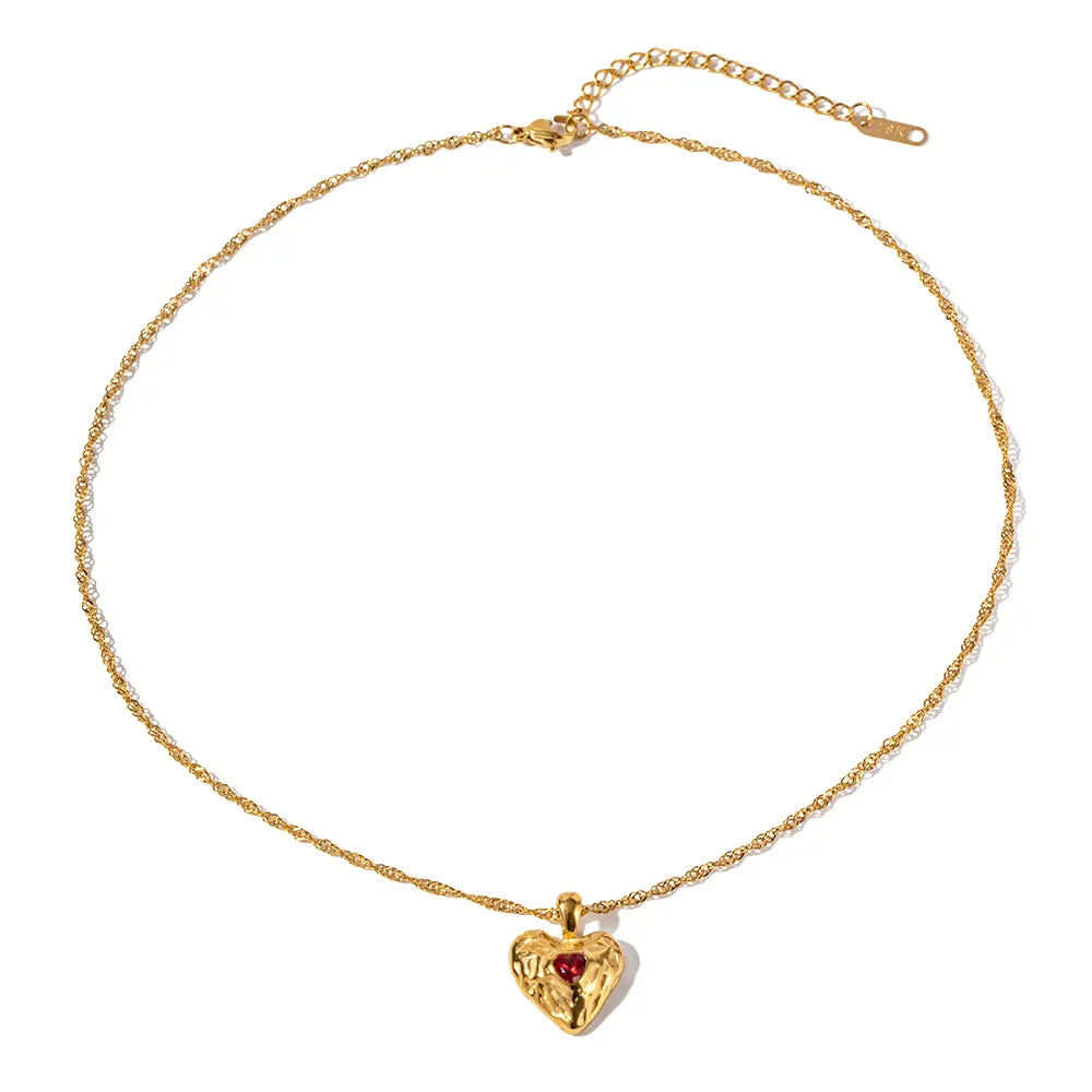 Vesper - Rote Herz-Halskette in Gold