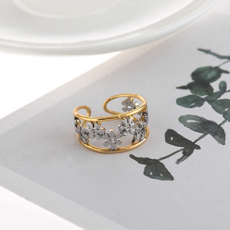 Merina – Asymmetrischer Gänseblümchenring