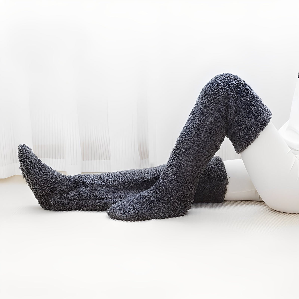 Camellia - Wärmende, knielange Damensocken für den Winter