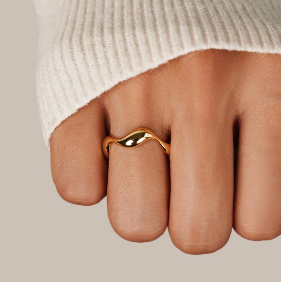Tarah – 18K Goldwellenring