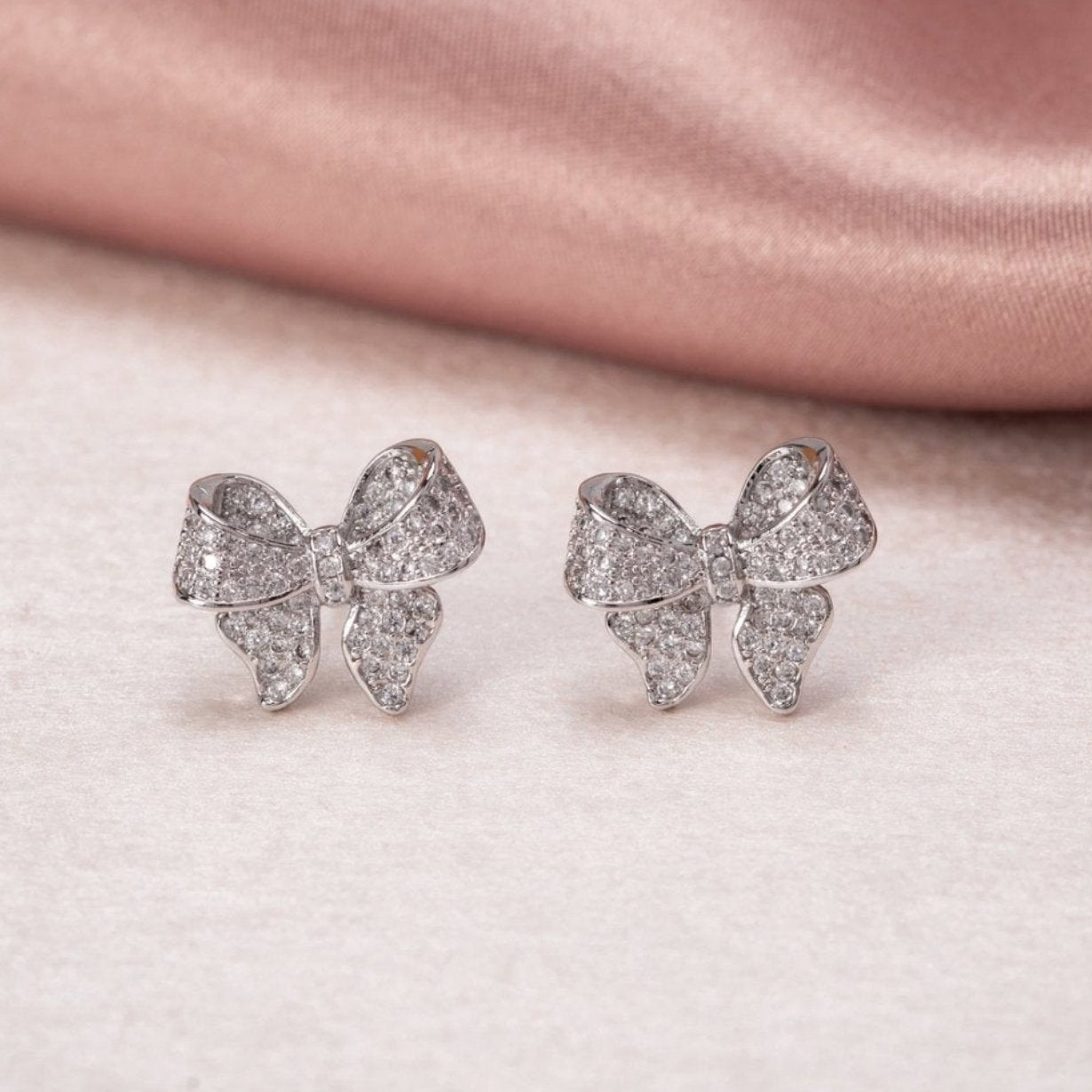 Minerva - Sterling Silber Schleifen-Ohrringe