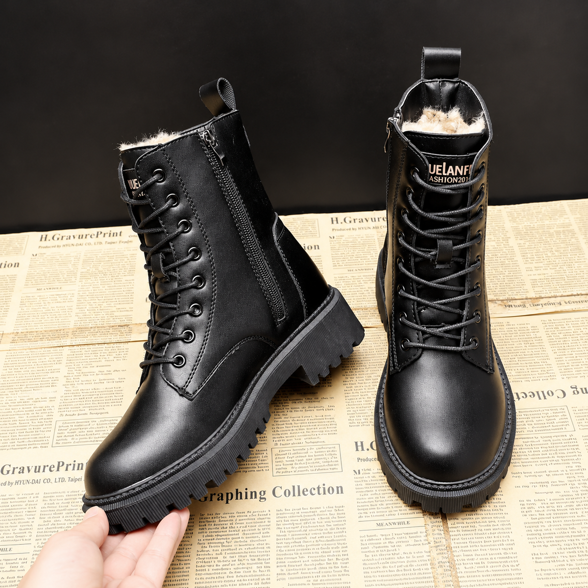 Delphine – Winterstiefel in Schwarz