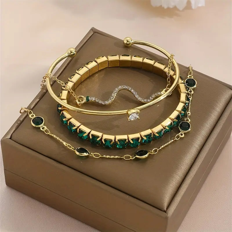 Camille – Elegantes Armbandset mit grünen Steinen