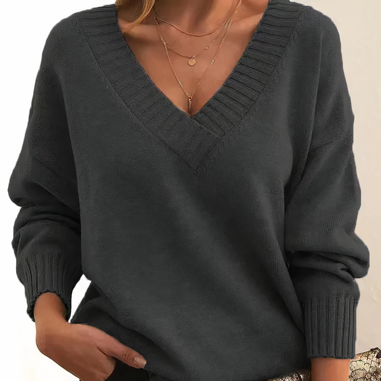 Leocadia - Eleganter Pullover mit V-Ausschnitt
