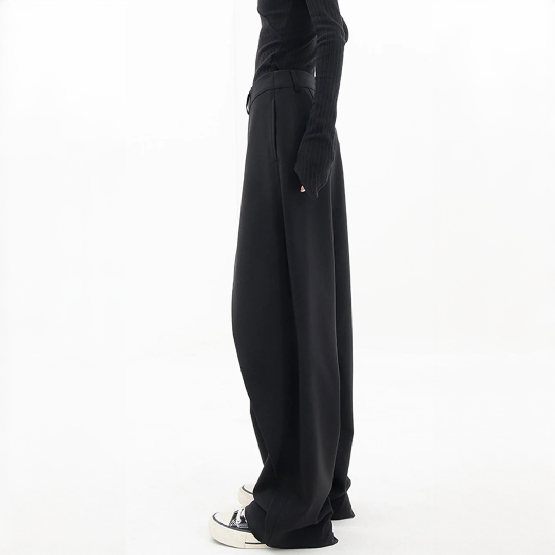 Thalia - Modische und asymmetrische Hose
