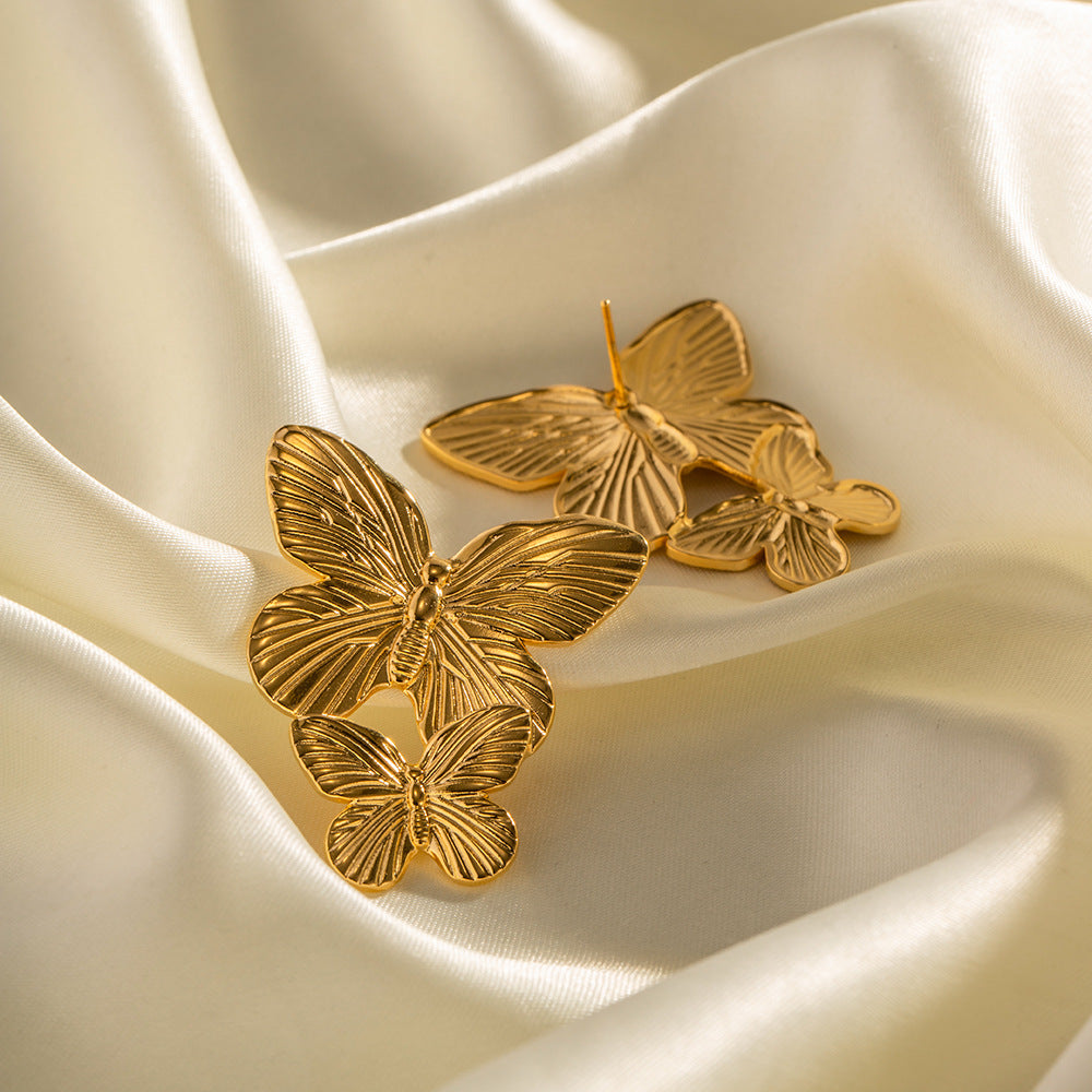 Aurelia – Elegante Schmetterlingsohrringe
