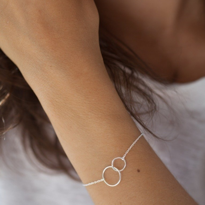 Verschlungene Ringarmband - Verschlungene Ringe