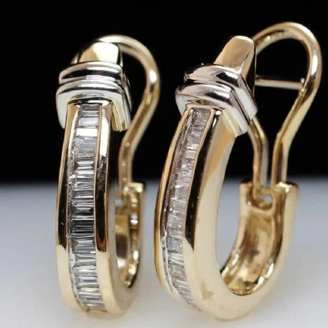 Verfeinerter Glanz - Vintage Ohrringe aus Gold und Diamanten