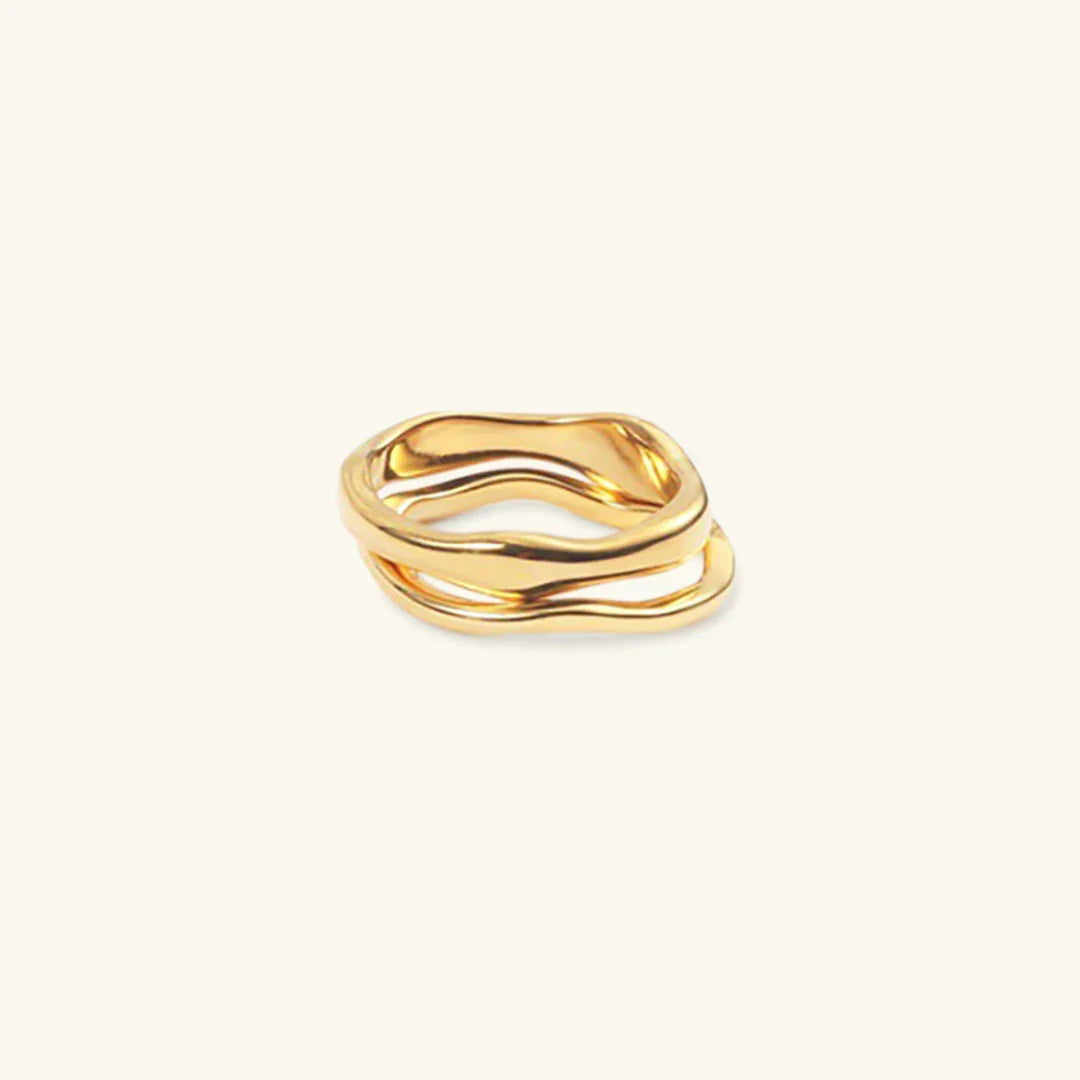 Dianne – Chic überlagerbarer goldener Ring