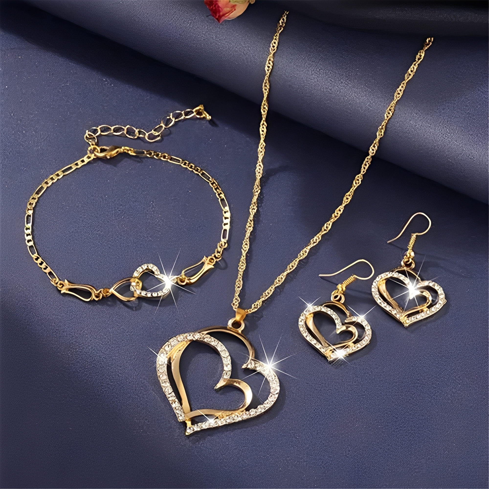 Celia – Romantisches Halsketten- und Ohrring-Set aus Gold
