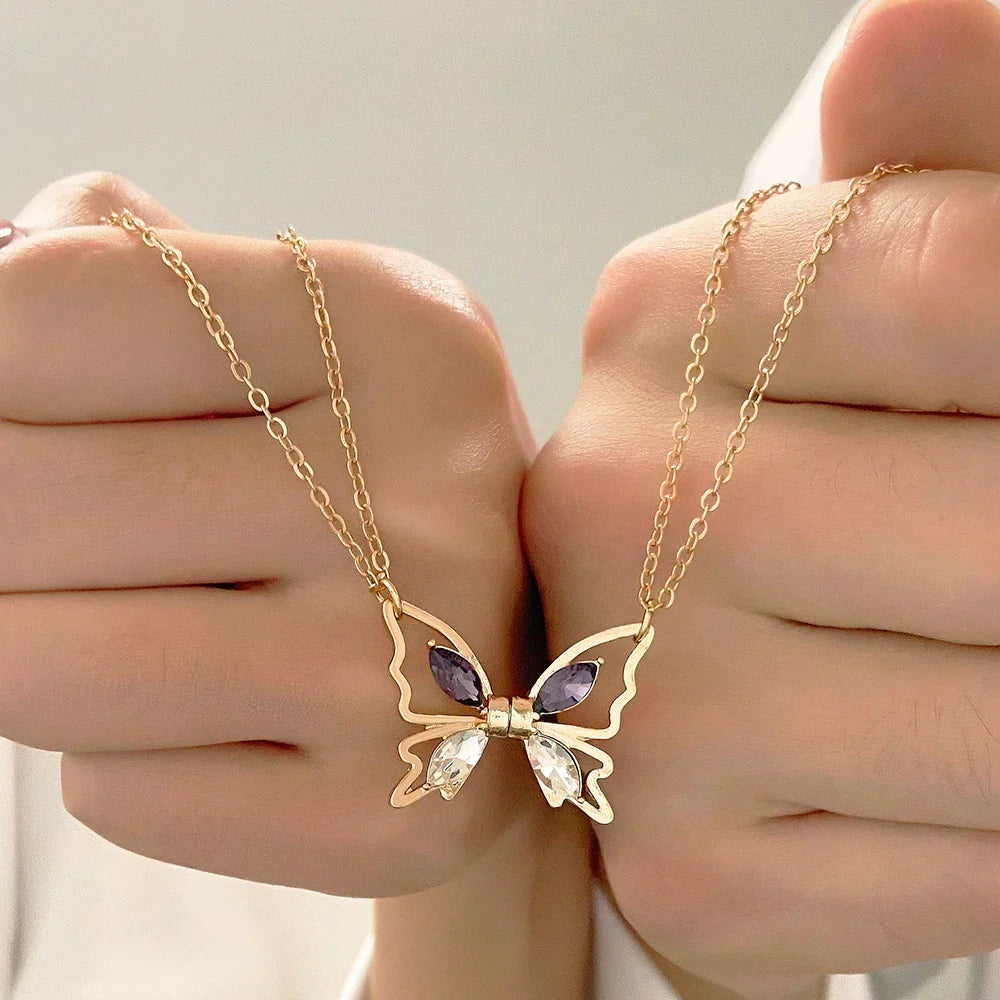 April – Magnetischer Schmetterlingshalsreifen in Gold