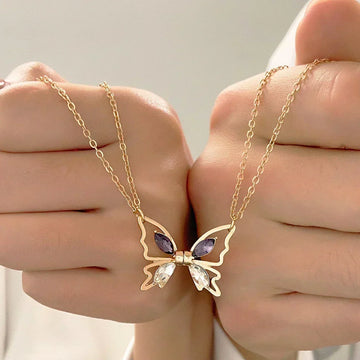 April – Magnetischer Schmetterlingshalsreifen in Gold
