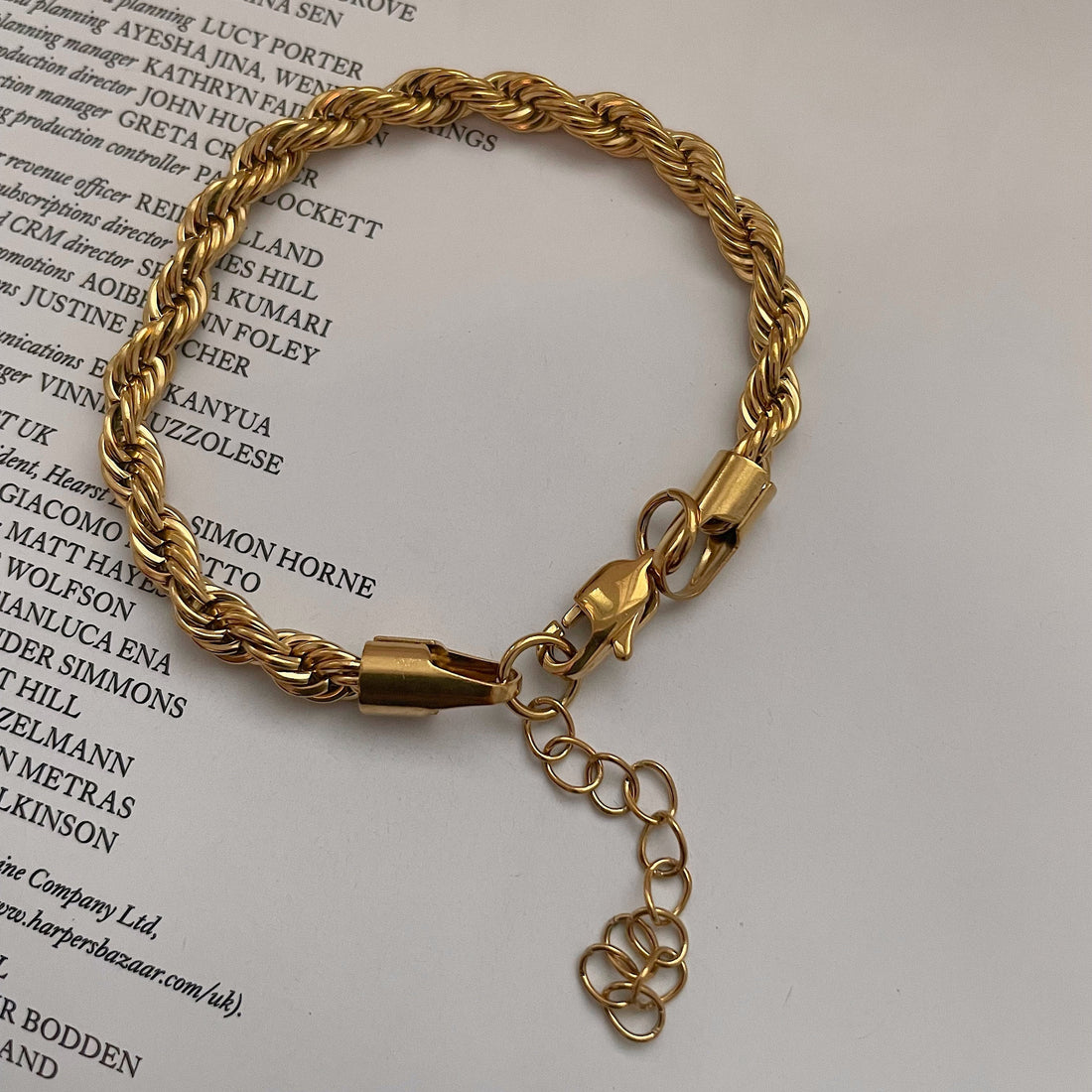 Mila – Geflochtenes Armband aus Edelstahl