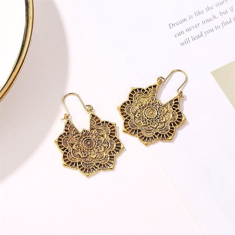 Sanya – Mandala-Lotus-Ohrringe