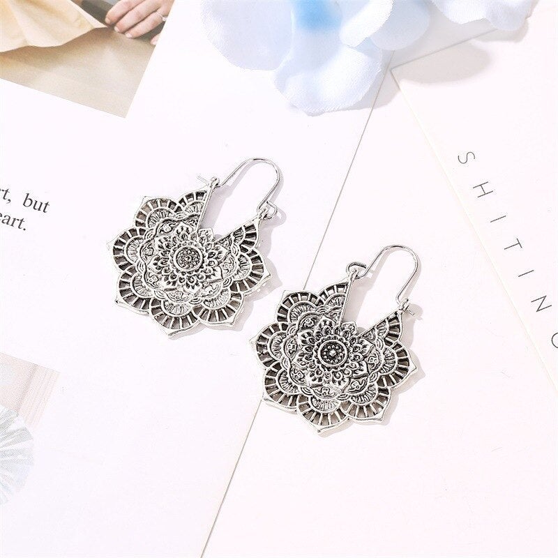 Sanya – Mandala-Lotus-Ohrringe