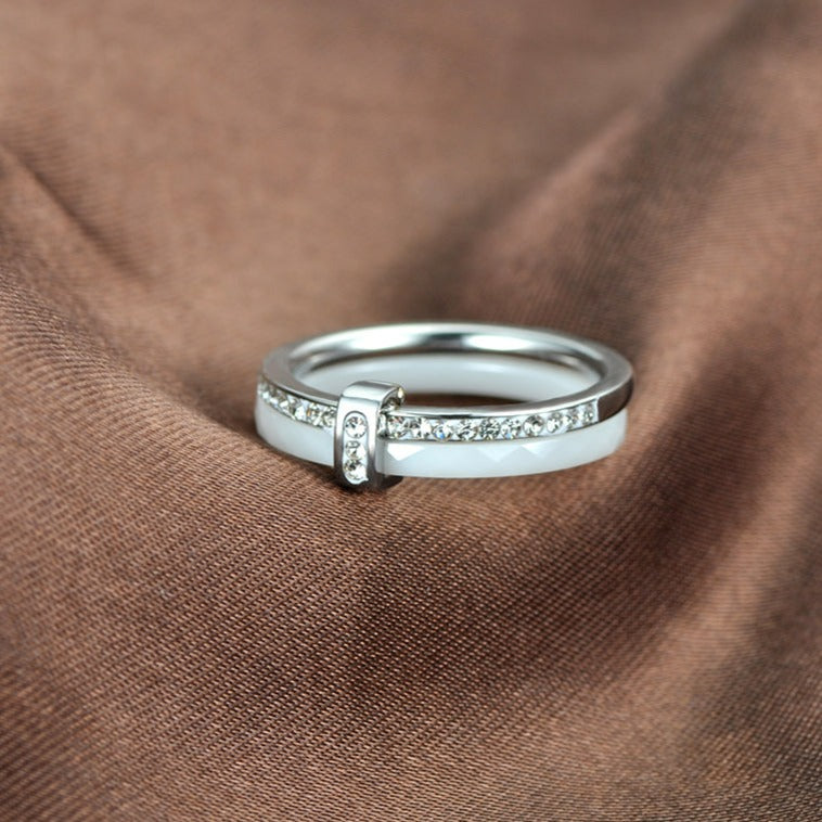 Cerelia – Luxuriöser Keramikring mit Zirkonia
