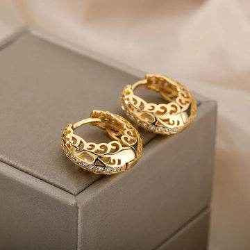 Lara - Chic Mandala Tropfenohrringe aus Gold
