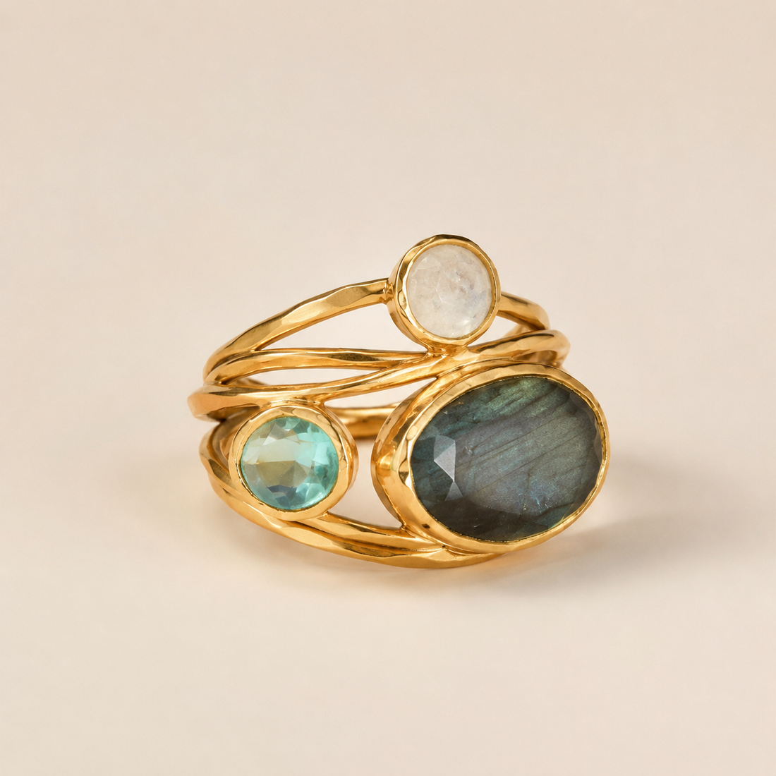 Miranda – Vintage Ring mit blauem Mondstein