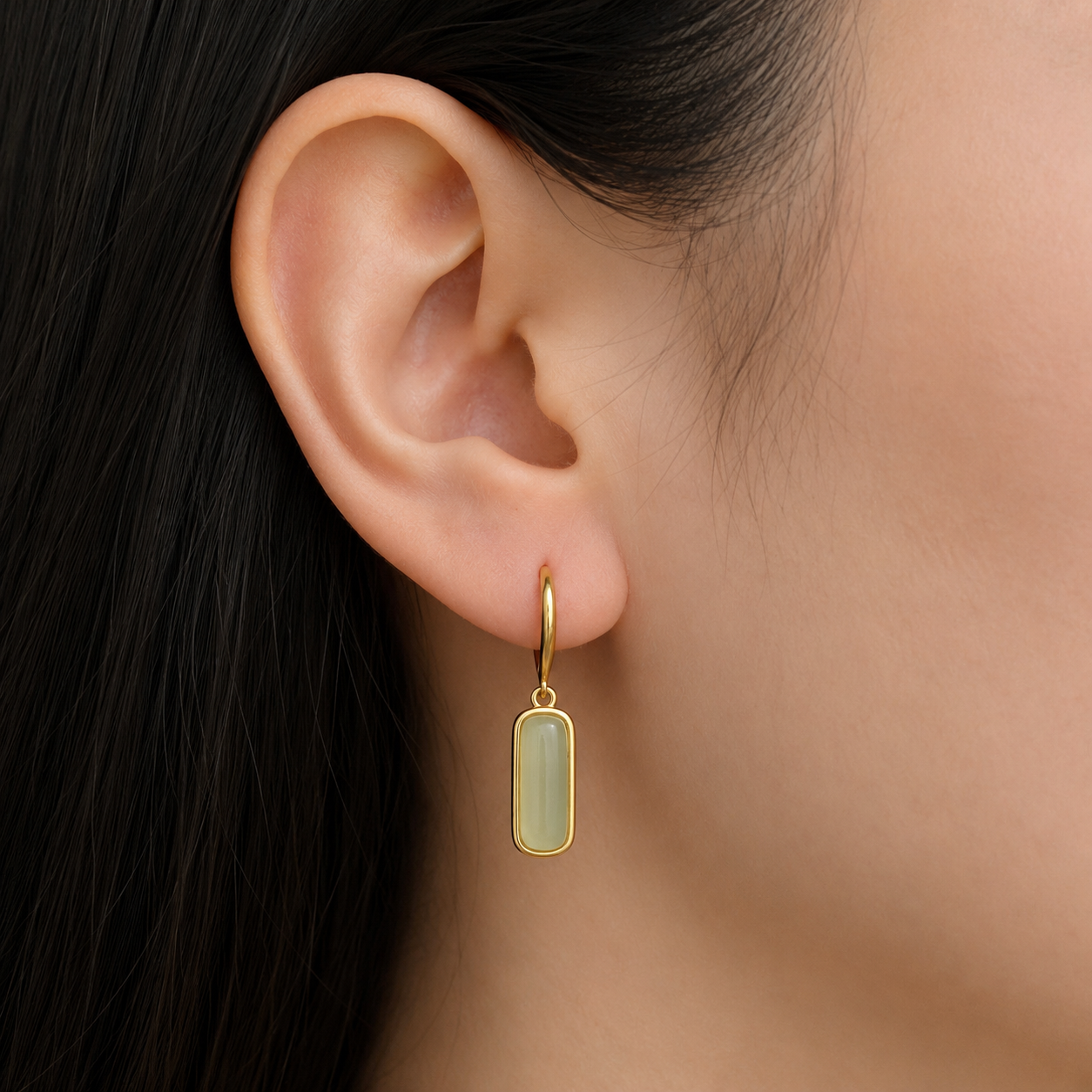 Fiona - Hängende Jade-Ohrringe
