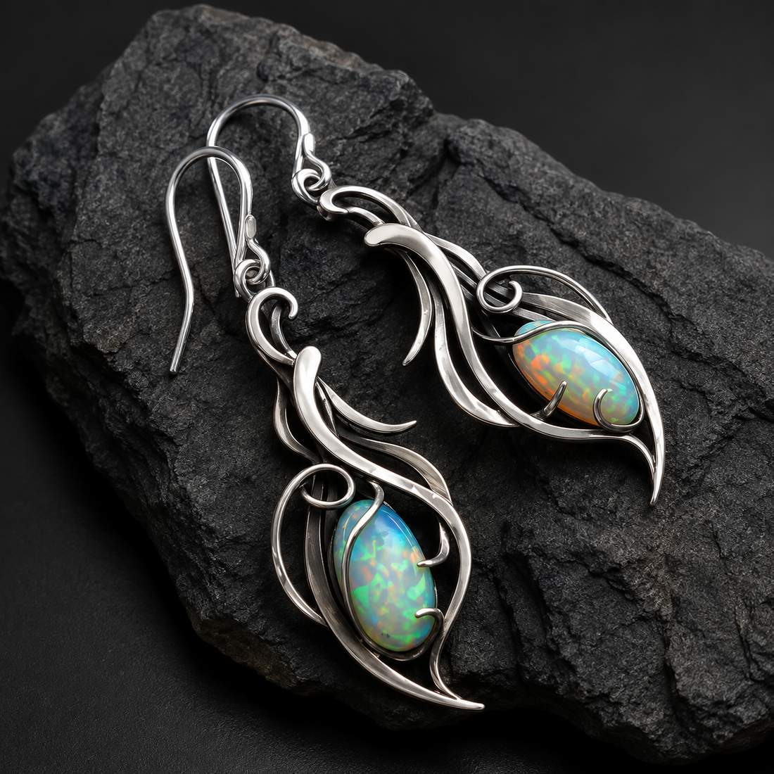 Tony – Vintage-Silberohrringe mit blauem Opal