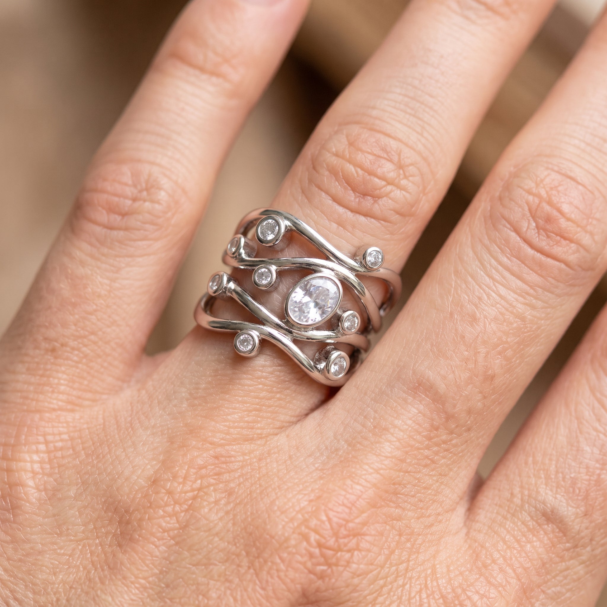 Inara – Vintage-Silberring mit unregelmäßigem Zirkon