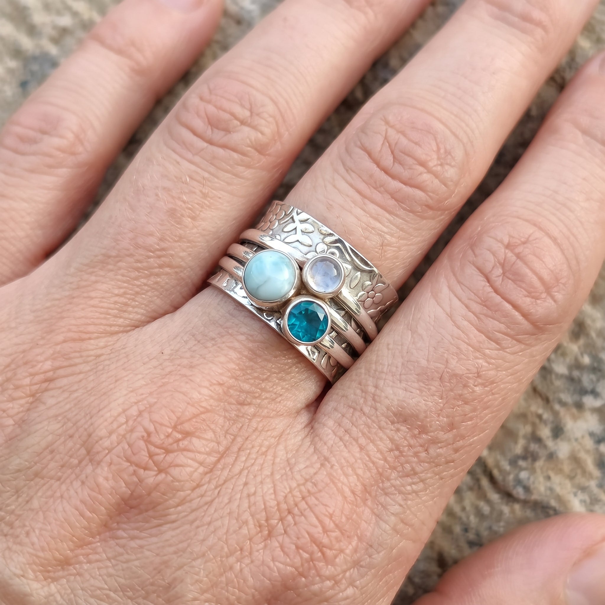 Luna – Vintage Ring mit blauer Naturstein