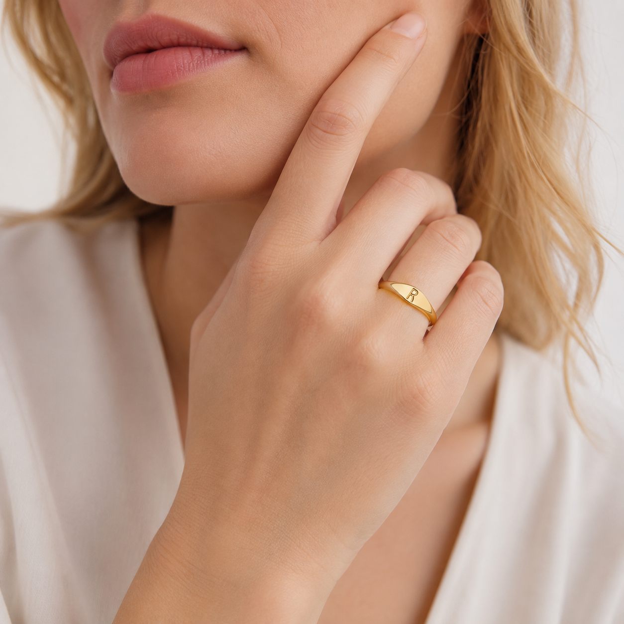 Minimalistischer Namensring | Minimalistischer Ring mit graviertem Anfangsbuchstaben