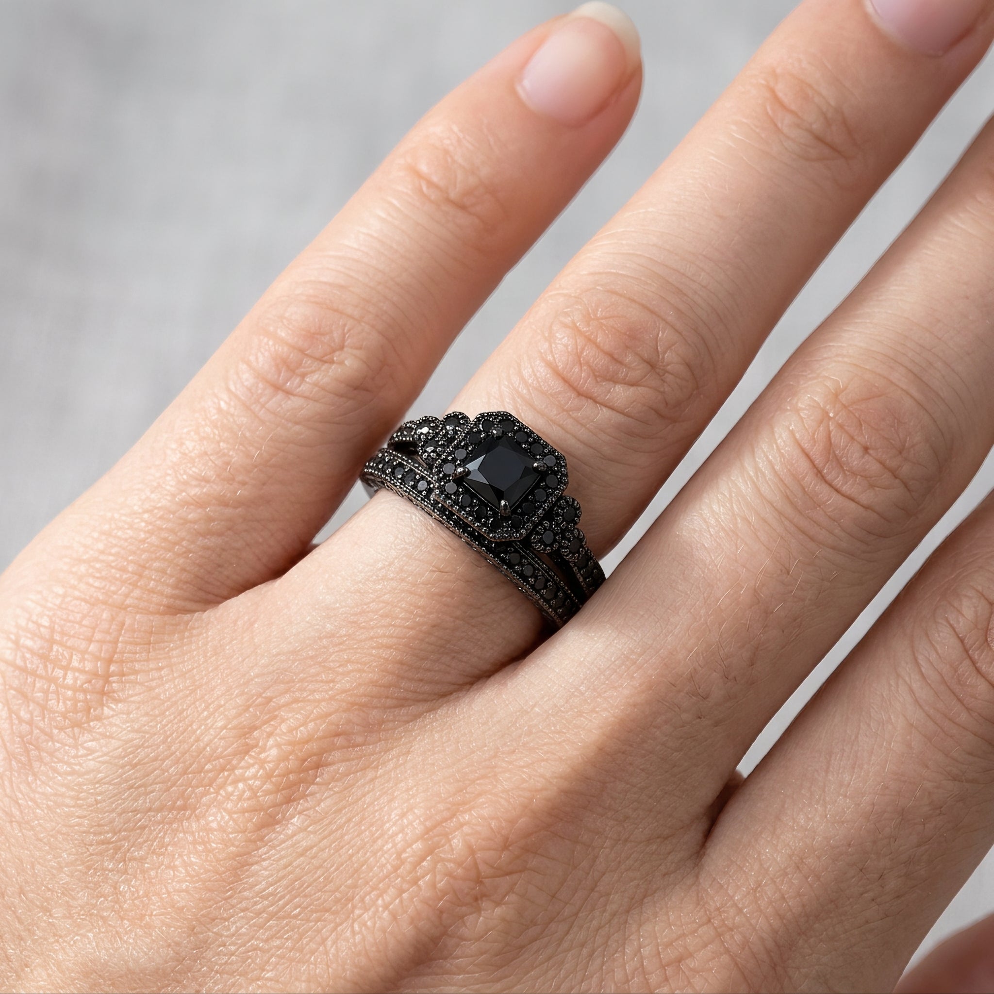 Adrian – Vintage-Ring-Set in Schwarz