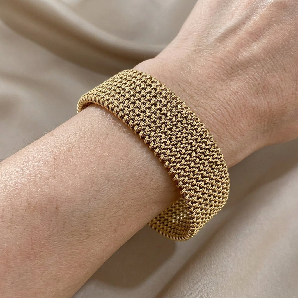 Raya – Titanstahlarmband mit graviertem Kabel