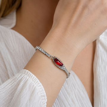Miku – Elegantes Armband verziert mit Saphiren
