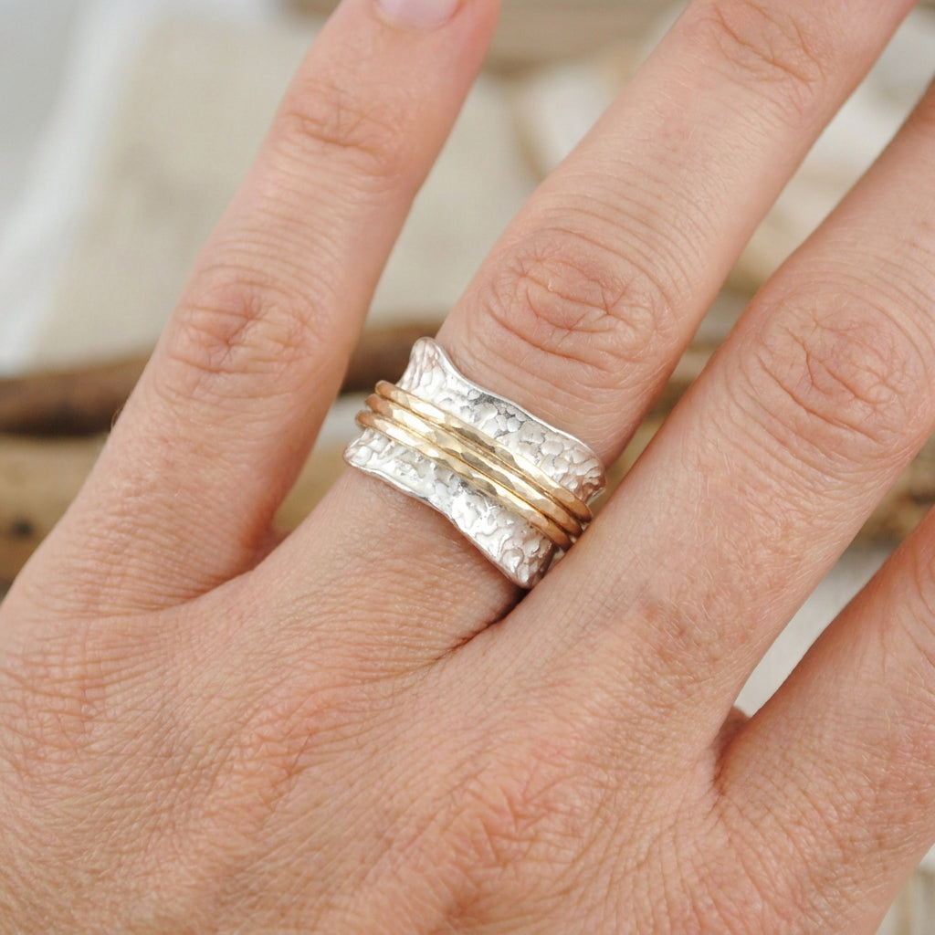 Bianca - Zeitloser drehbarer Ring aus Gold und Silber