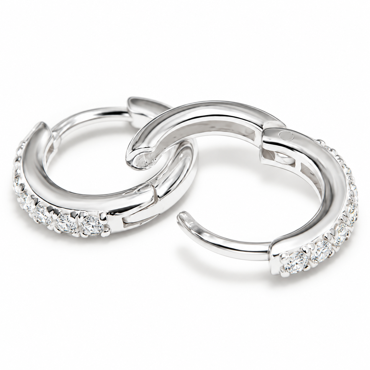 Cleo - Micro Pavé Huggies aus Silber
