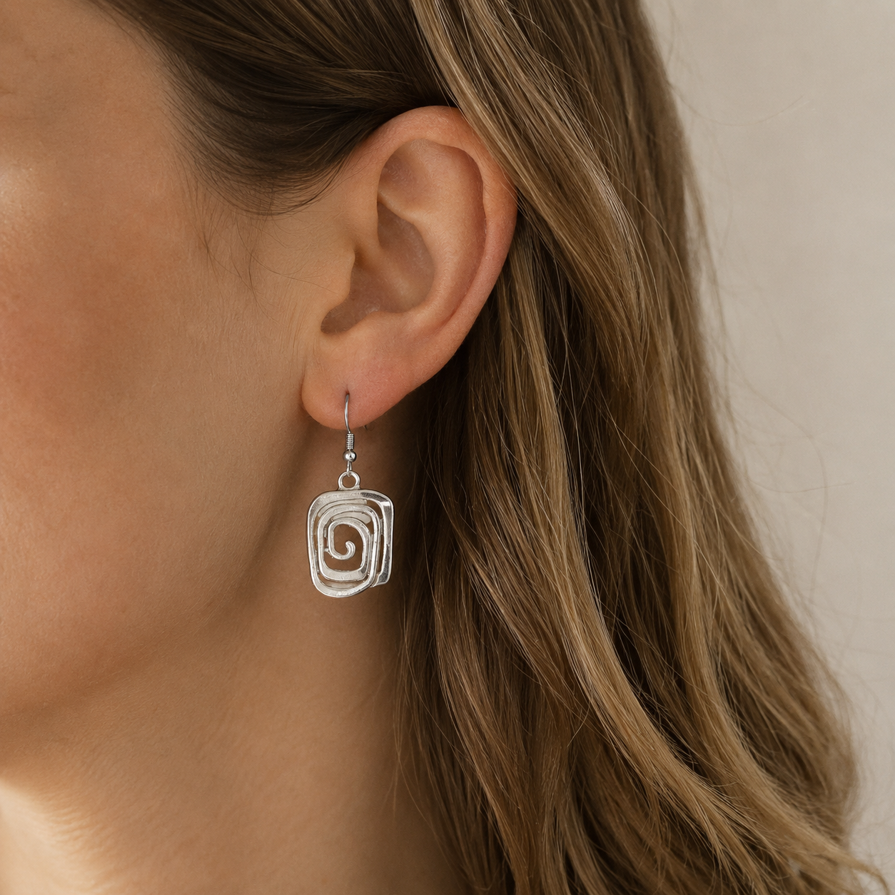 Kaia – Boho-Ohrringe aus Silber mit Spiraldesign