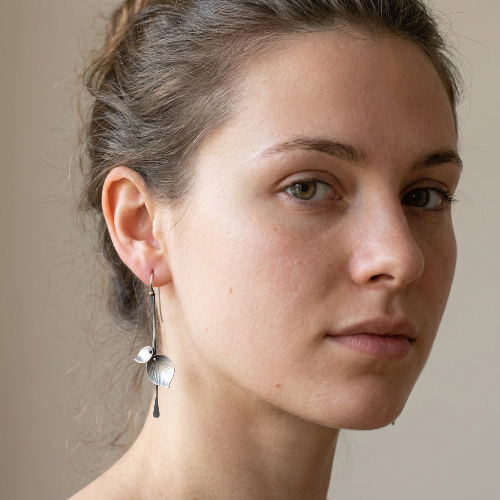 Alira – Vintage-Blattohrringe aus Silber